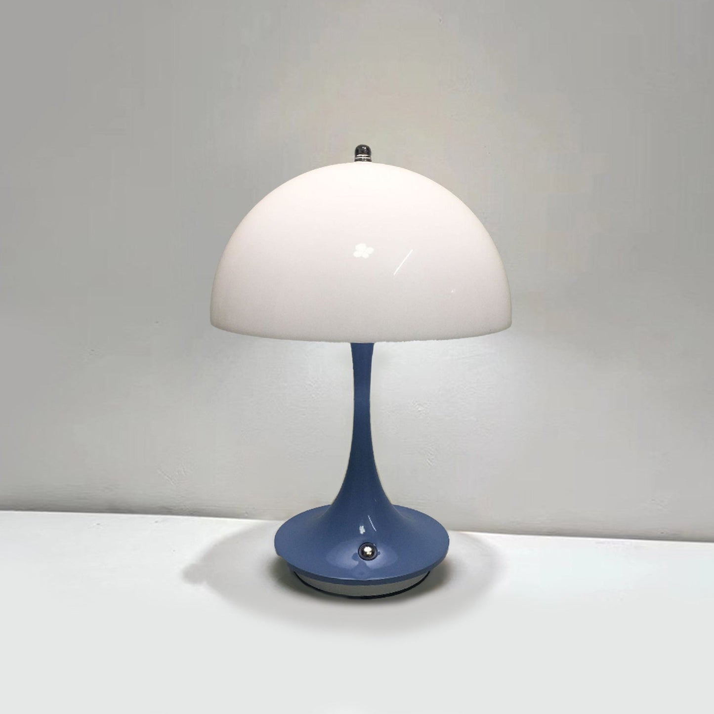 Mini Mushroom Cordless LED Touch Lamp | Pollie